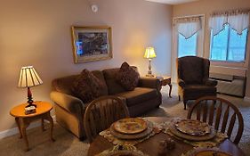 Gatlinburg Chateau Condo 302